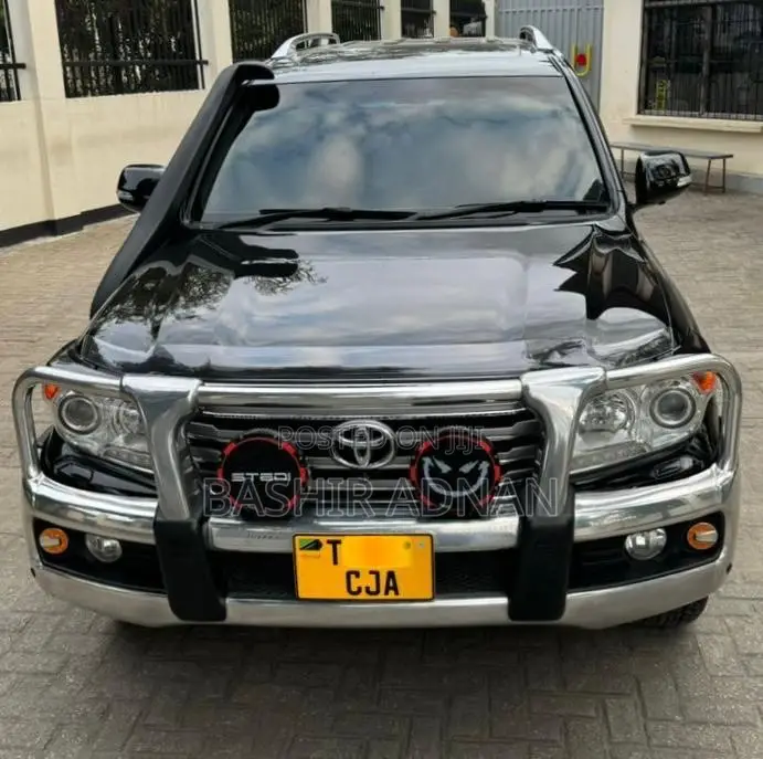 Toyota Land Cruiser 2013 Black