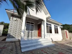 3bdrm House in Tegeta Namanga, Kinondoni for sale