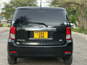 Toyota Rumion 1.5 FWD 2022 Black