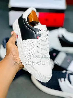 Classical Leather Shoes Official Original and New