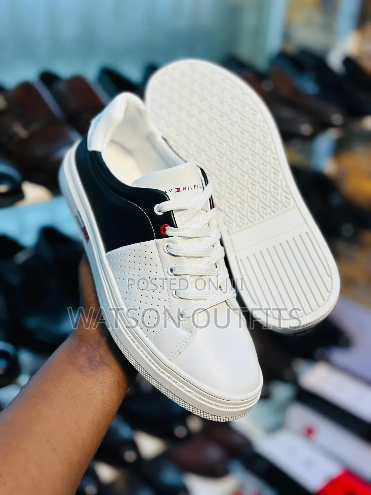 Classical Leather Shoes Official Original and New