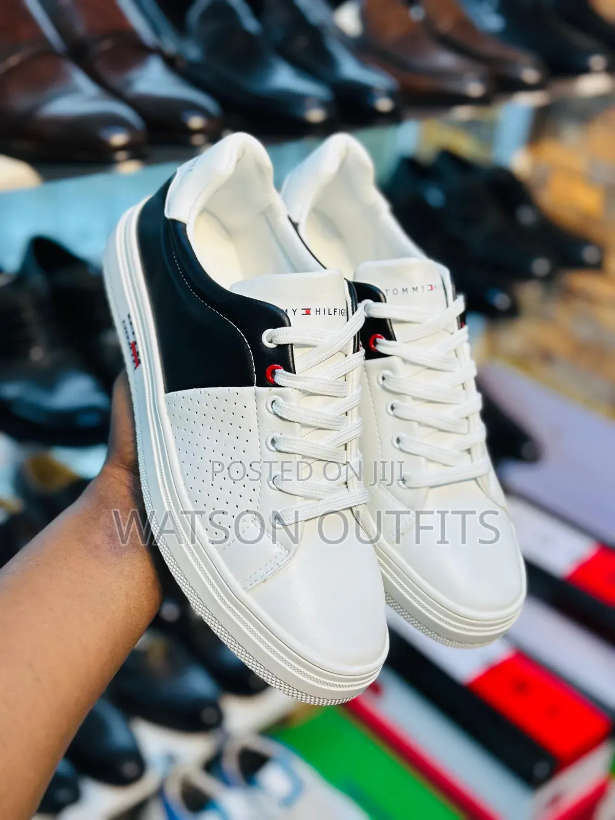 Classical Leather Shoes Official Original and New