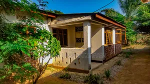 4bdrm House in Dalalipapaatzseven, Mwanzange for sale