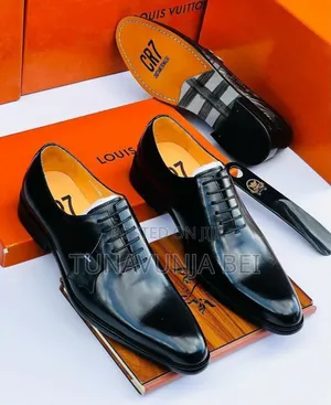 Moccains Leather / Cr7 Brand