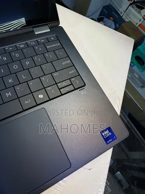 New Laptop HP 16GB Intel Core Ultra 7 SSD 1T
