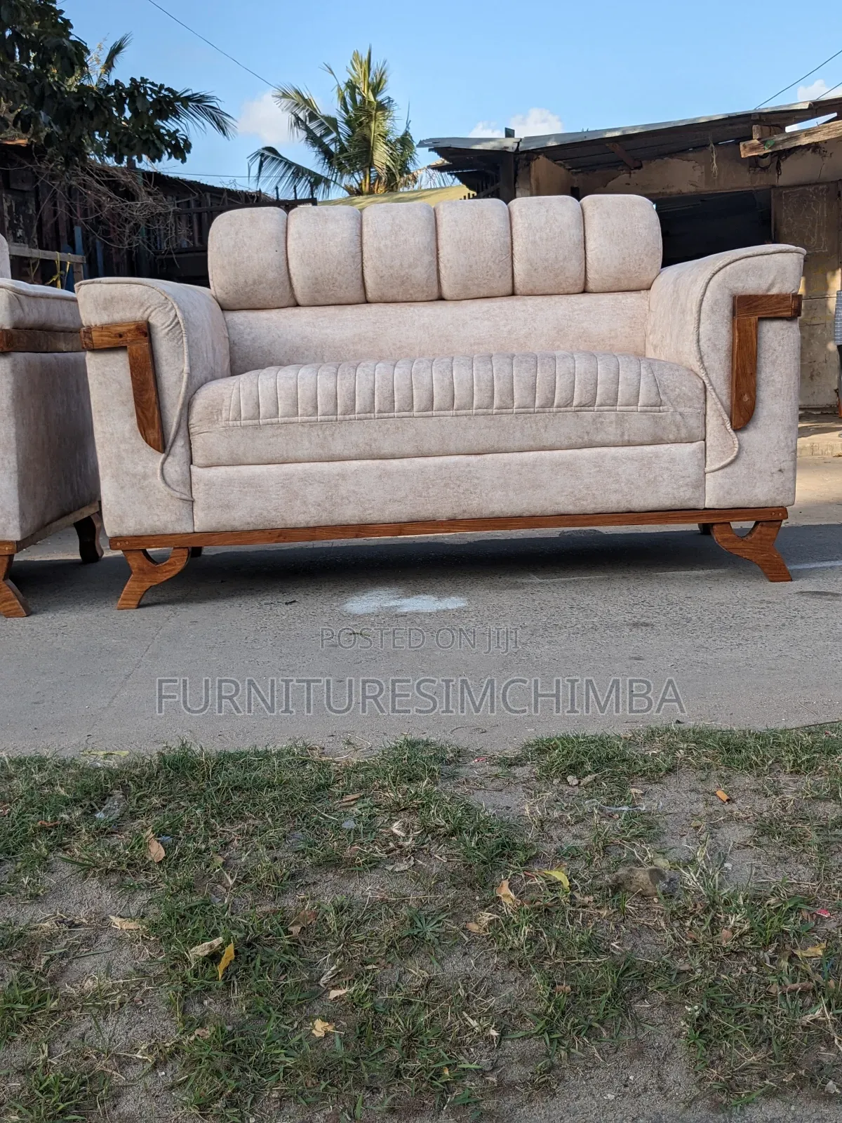 Two Sofa With Two Seats