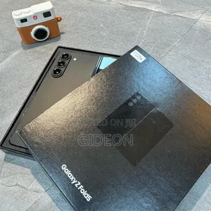 New Samsung Galaxy Z Fold 5 256 GB Black
