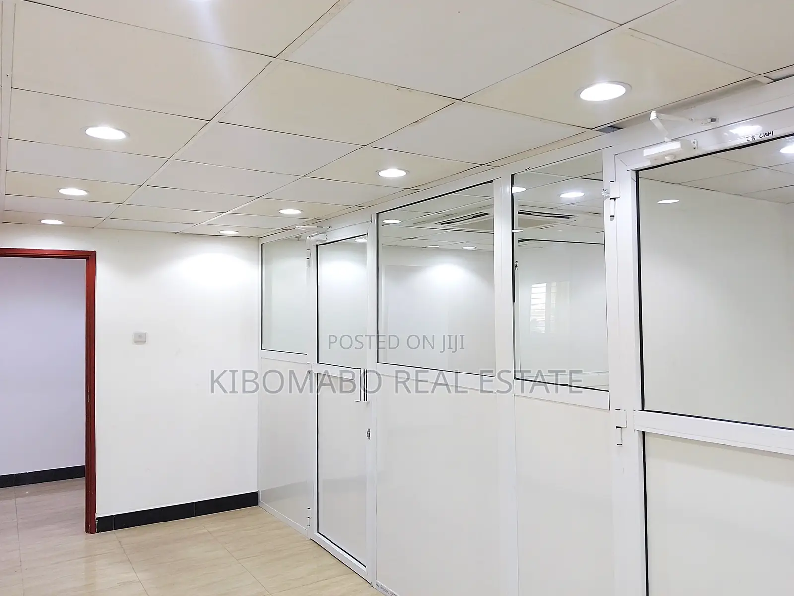 Nice, Modern Classy 55 SQM Office Rental - CBD || Posta