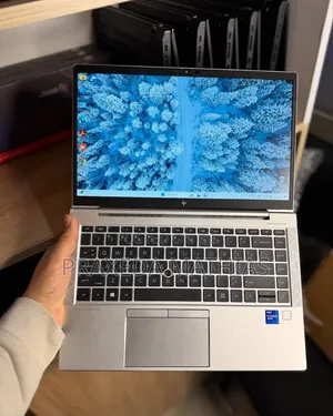 Laptop HP EliteBook 840 G8 16GB Intel Core I7 SSD 1T