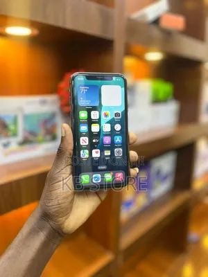 Apple iPhone 11 64 GB Black