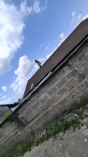 6bdrm Bungalow in Sinza Kwa Manyola for sale