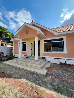 3bdrm House in Yusuph Mchakama, Kinyerezi for sale