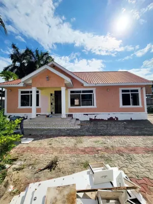 3bdrm House in Yusuph Mchakama, Kinyerezi for sale