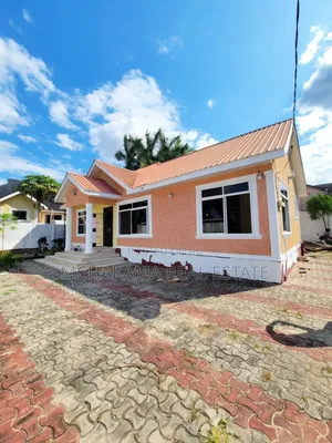 3bdrm House in Yusuph Mchakama, Kinyerezi for sale