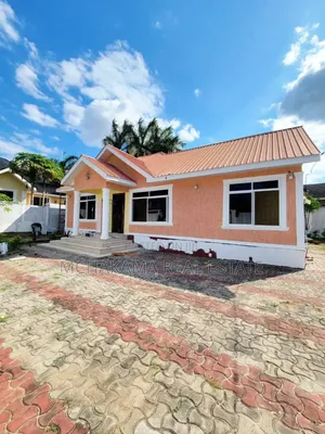 3bdrm House in Yusuph Mchakama, Kinyerezi for sale