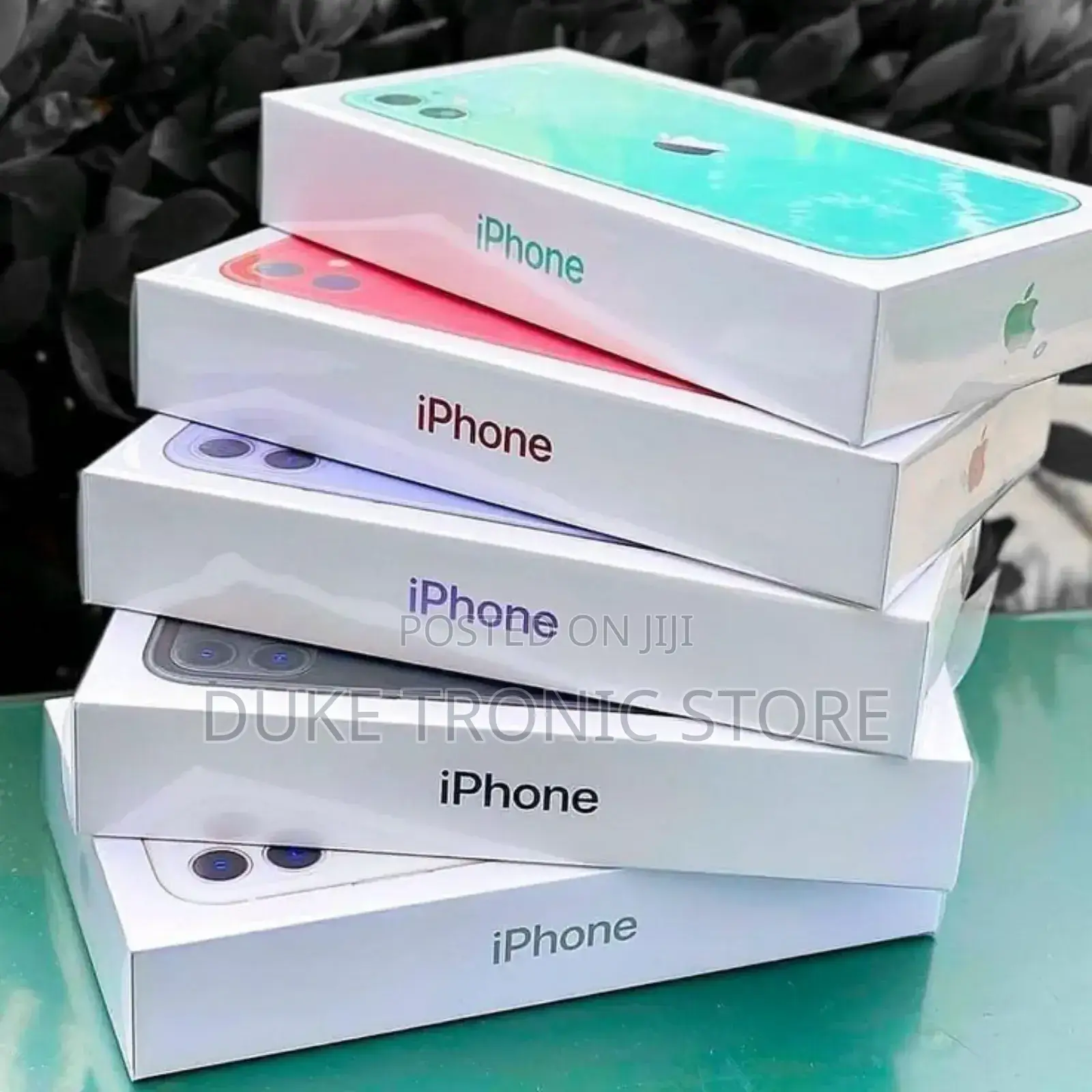 New Apple iPhone 11 128 GB White