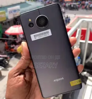 Sharp Aquos sense7 plus 128 GB Black