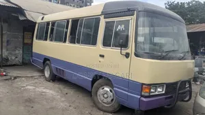 Toyota Coaster 2010 Yellow