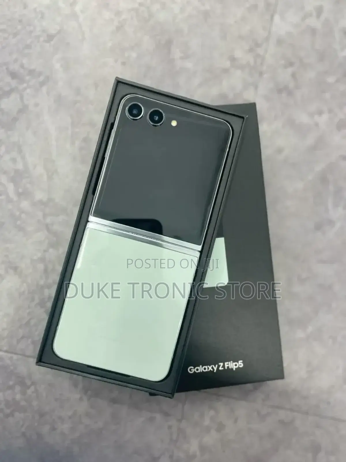 New Samsung Galaxy Z Flip 5 256 GB Green