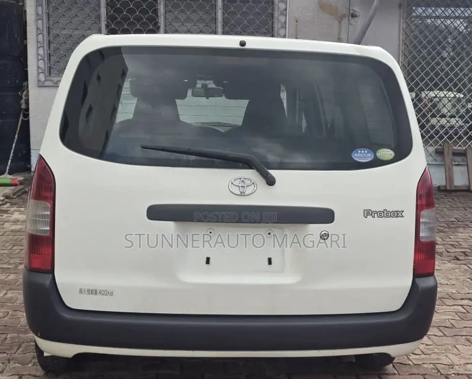 Toyota Probox 2004 White