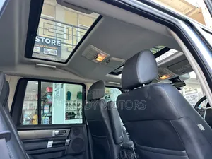 Land Rover Discovery 2014 Silver