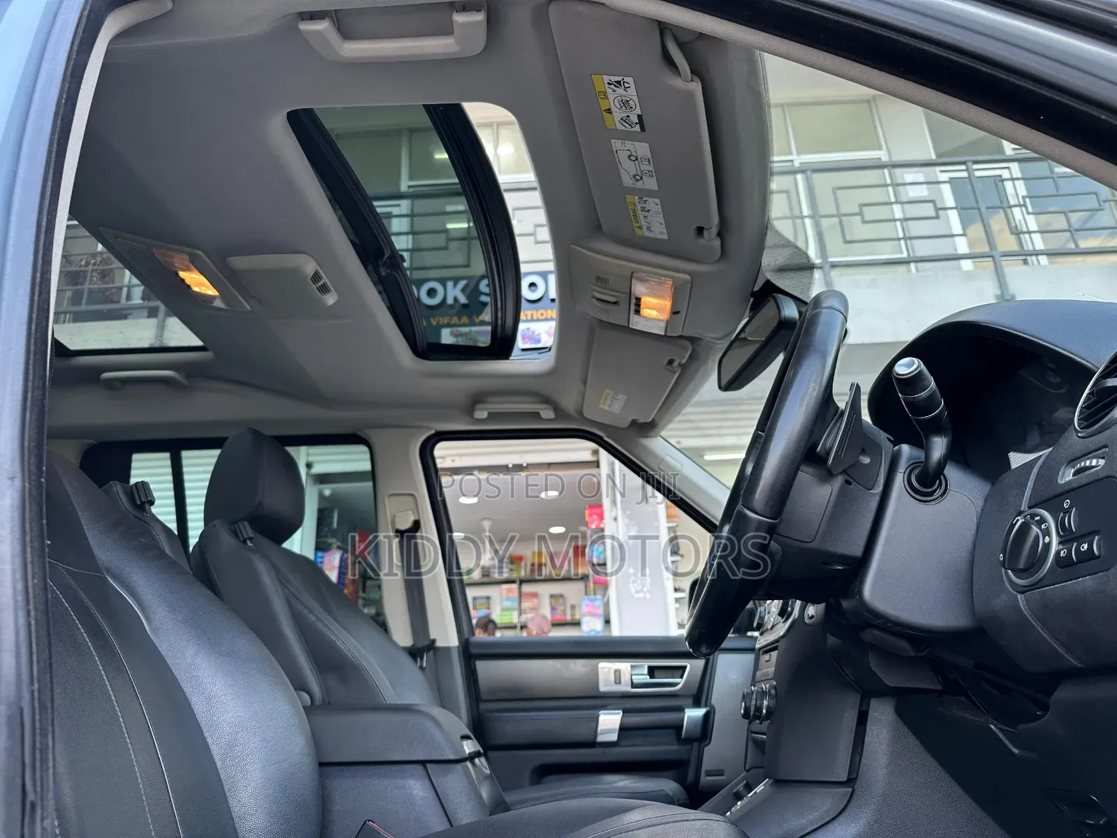 Land Rover Discovery 2014 Silver