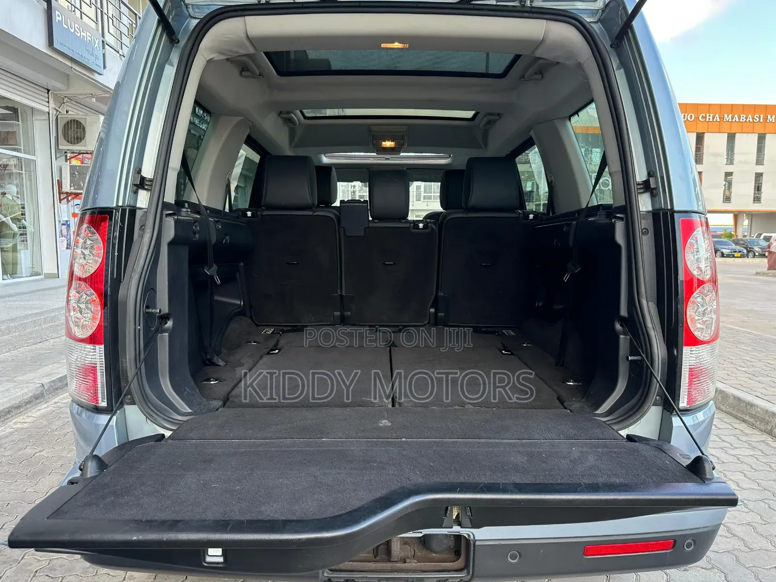 Land Rover Discovery 2014 Silver