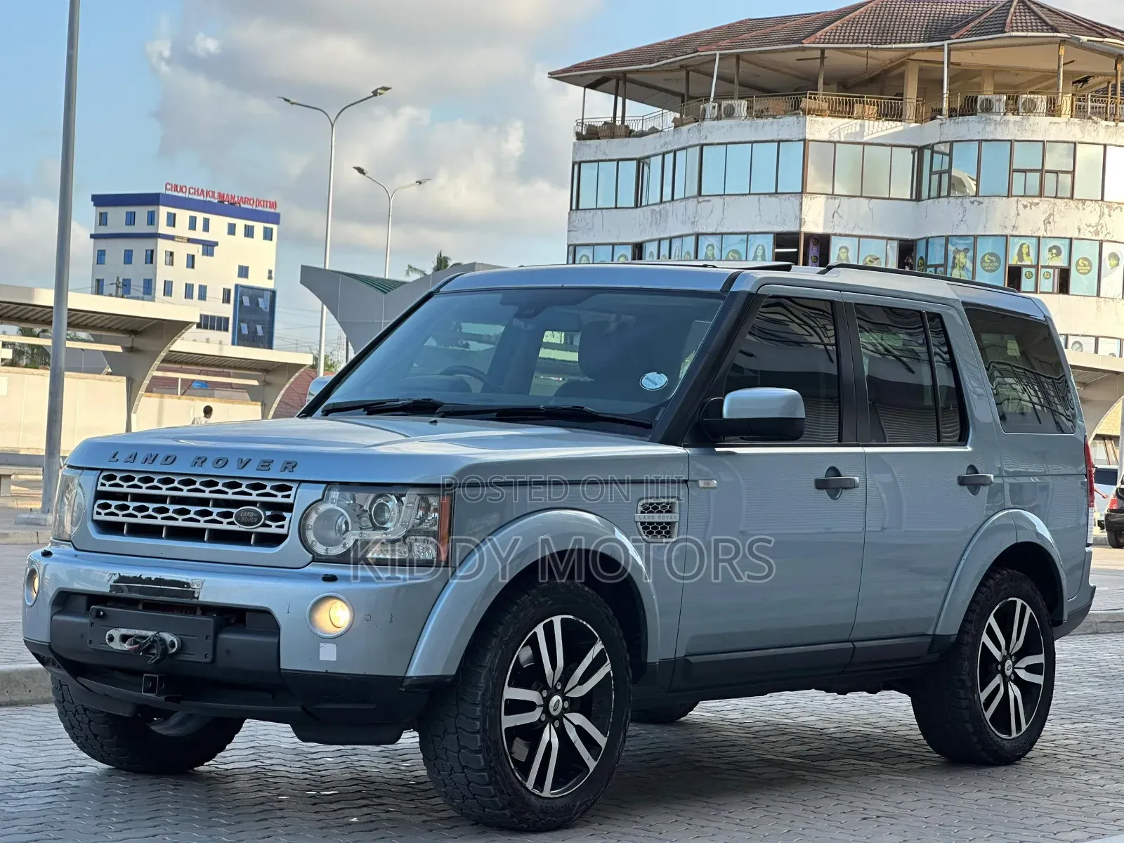 Land Rover Discovery 2014 Silver