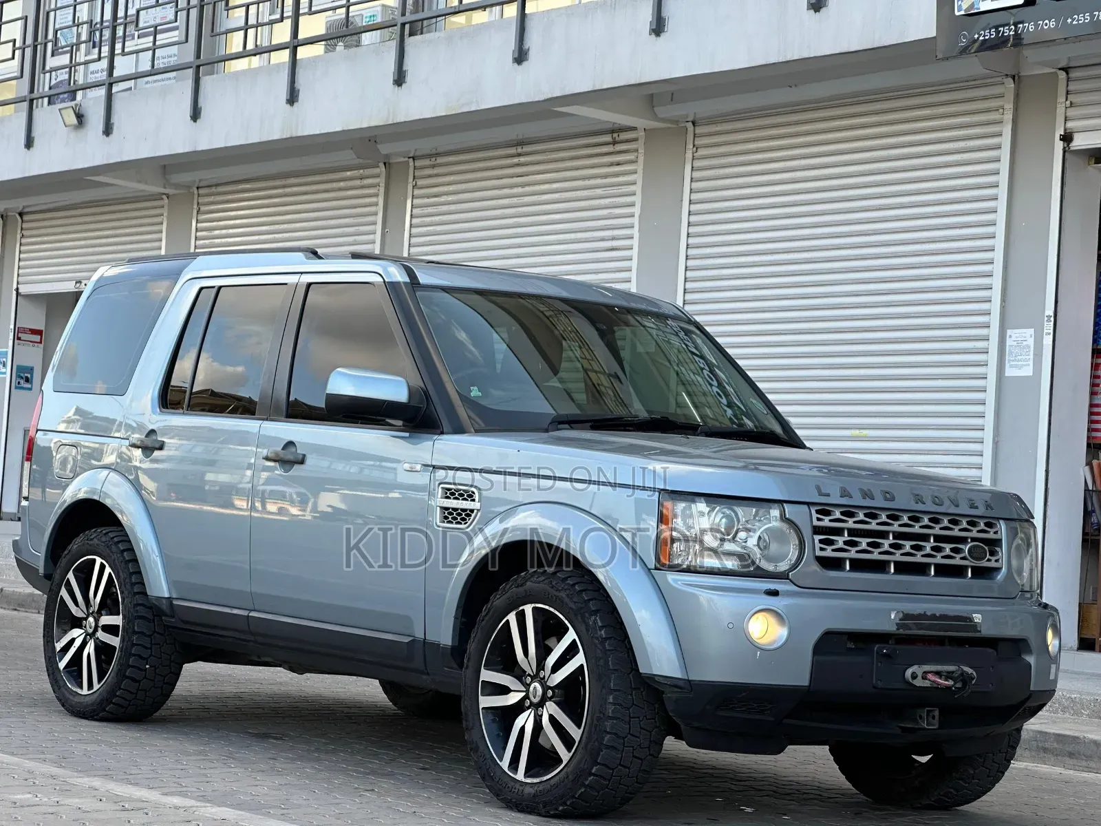 Land Rover Discovery 2014 Silver