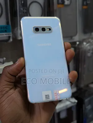 Samsung Galaxy S10e 128 GB White