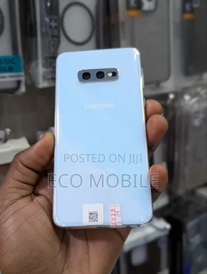 Samsung Galaxy S10e 128 GB White