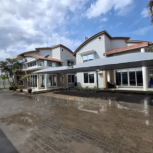 3bdrm Villa in Mbezibeach for rent