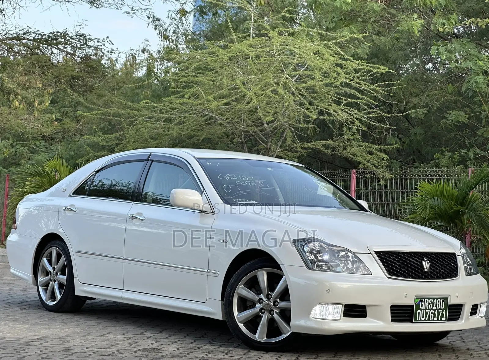 Toyota Crown 2007 White