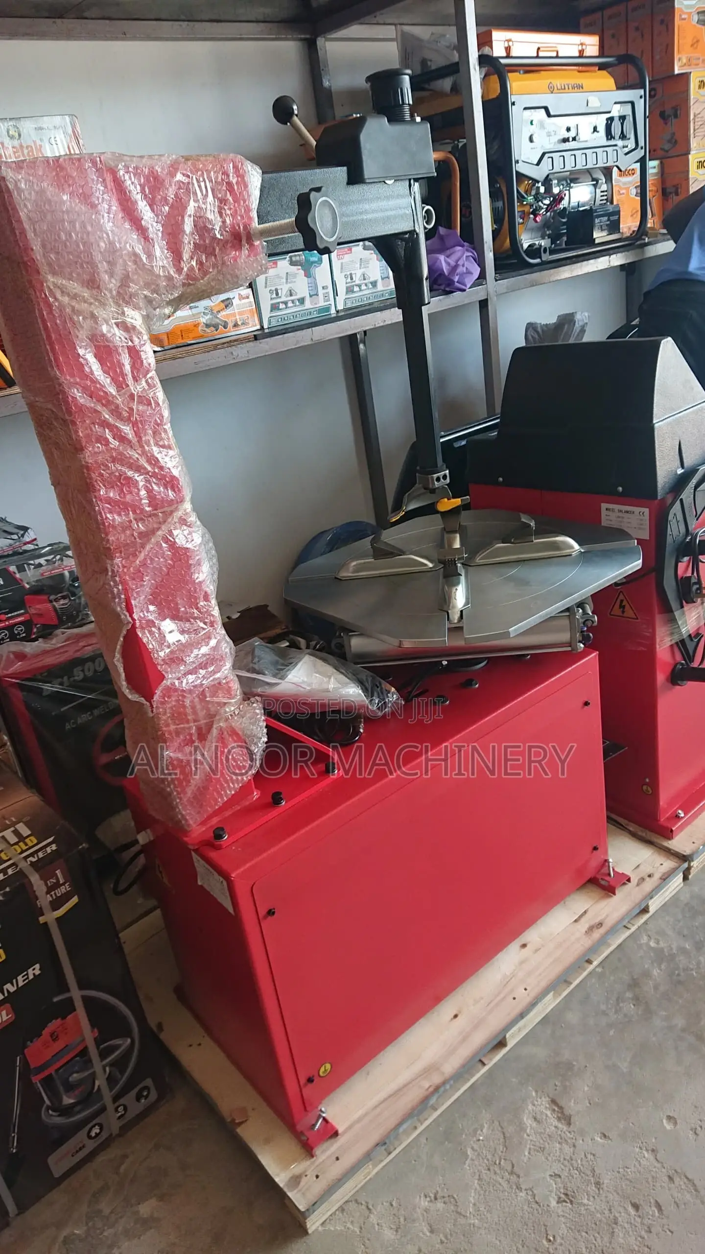 Tyre Changer Machine