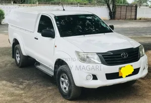 Toyota Hilux 2014 White