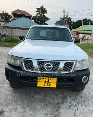 Nissan Patrol 2007 White