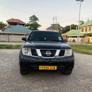 Nissan Pathfinder 2007 Black