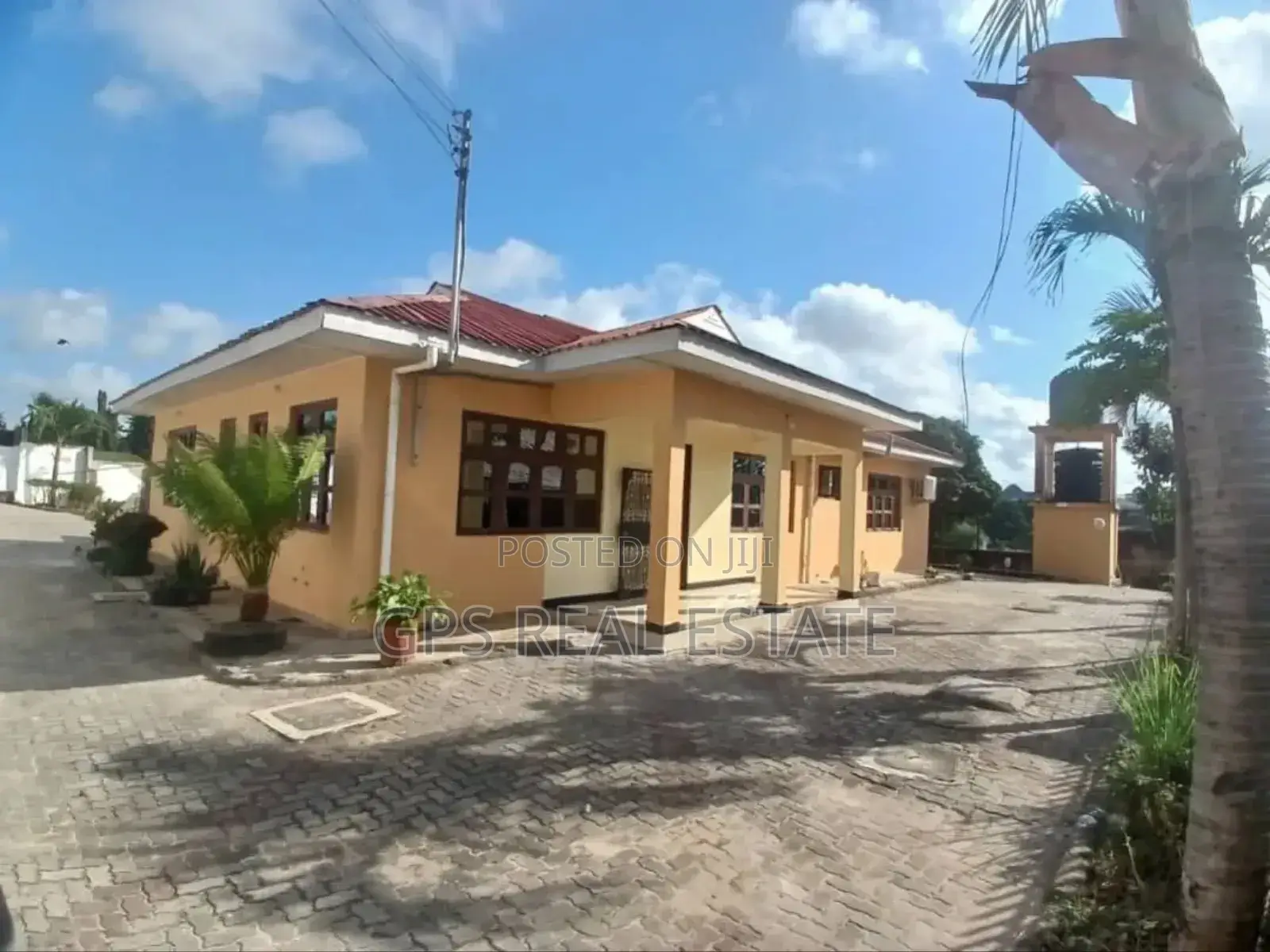 4bdrm House in Kimara Suka, Kinondoni for sale