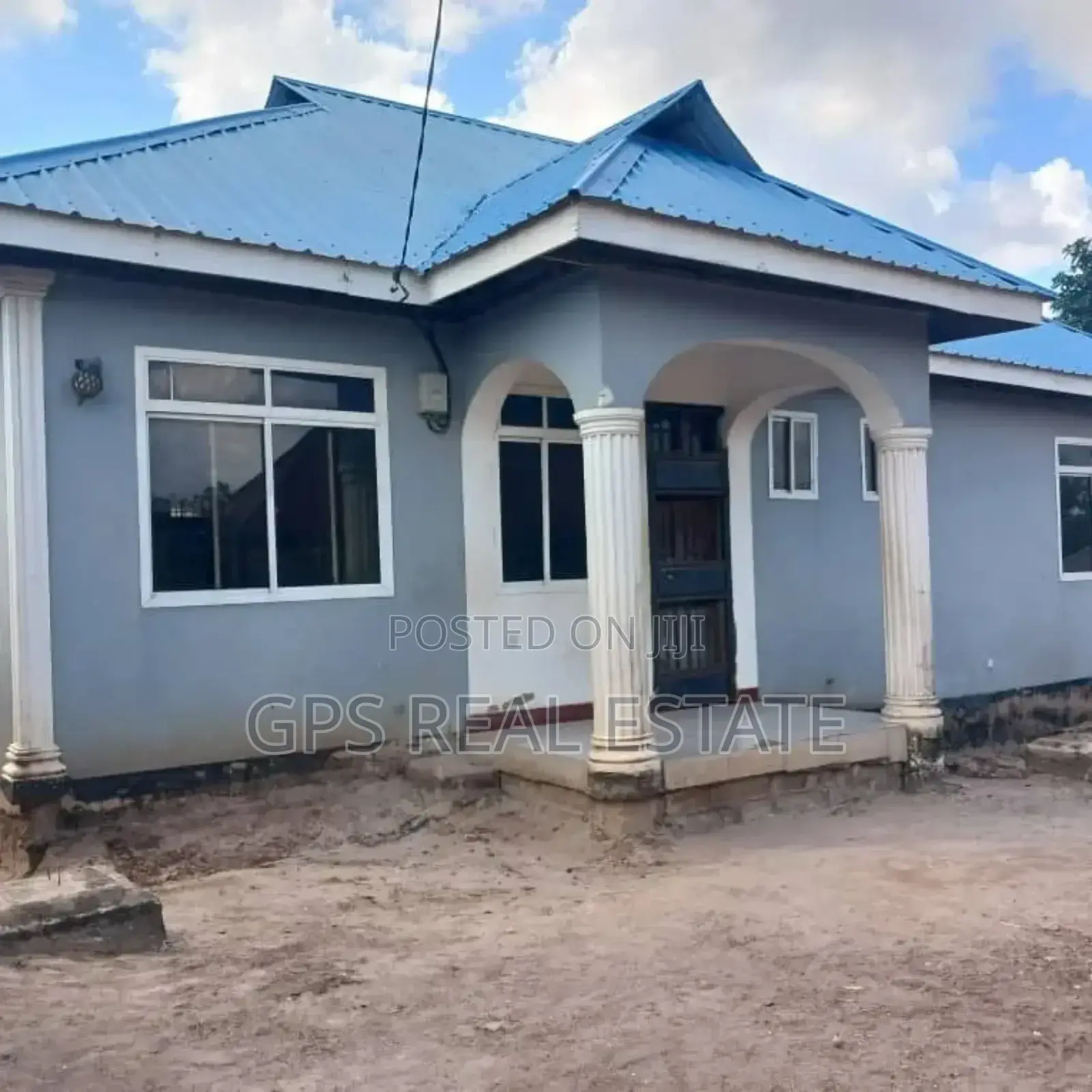 3bdrm House in Kimara Suka, Kinondoni for sale