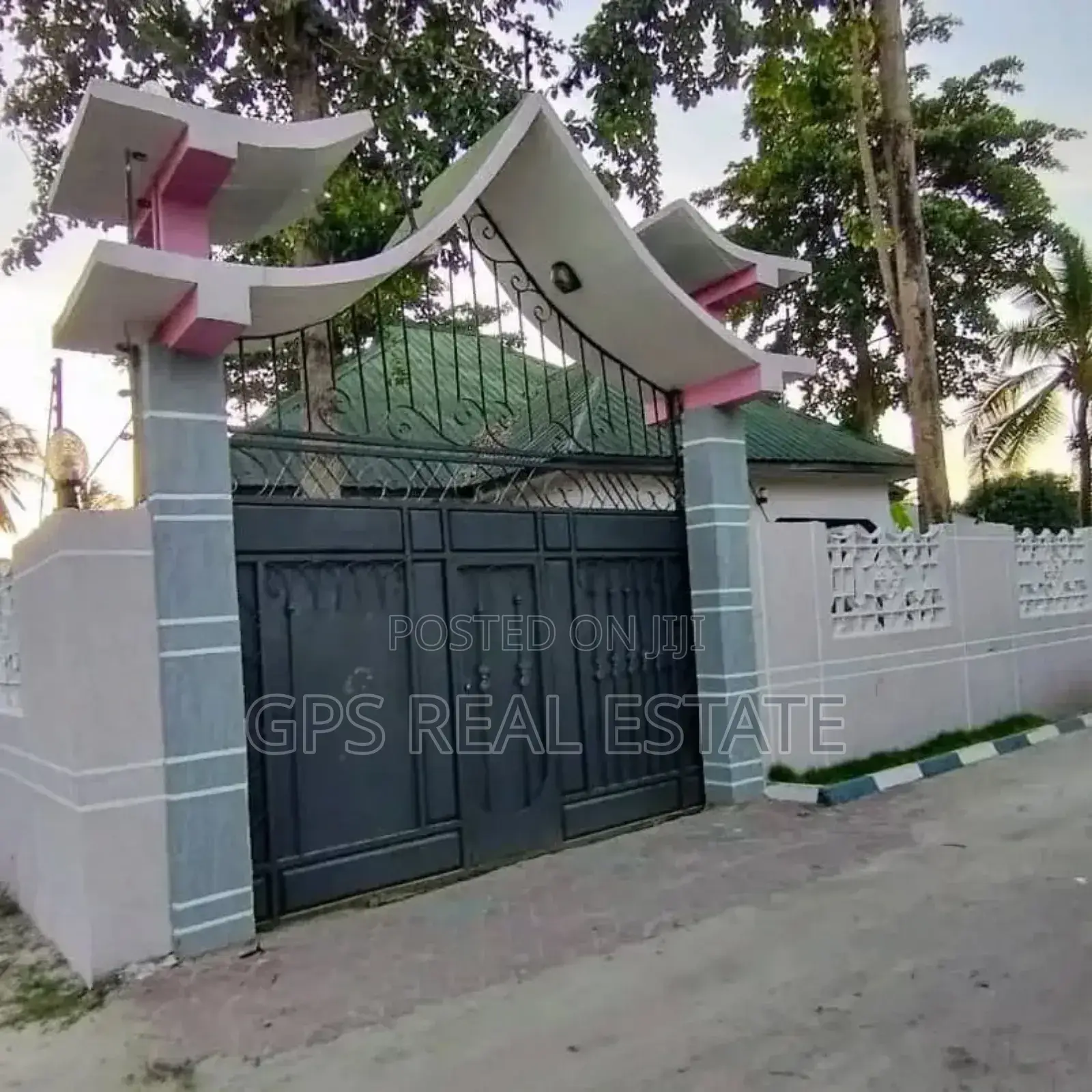 4bdrm House in Kivule Njia Panda, Ilala for sale