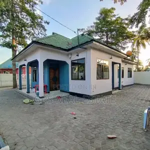 4bdrm House in Kivule Njia Panda, Ilala for sale