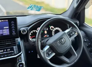 Toyota Land Cruiser 2023 Black