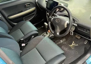 Toyota IST 2006 Blue