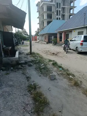 Kiwanja Kinauzwa Kinondoni Kanas La Pinda