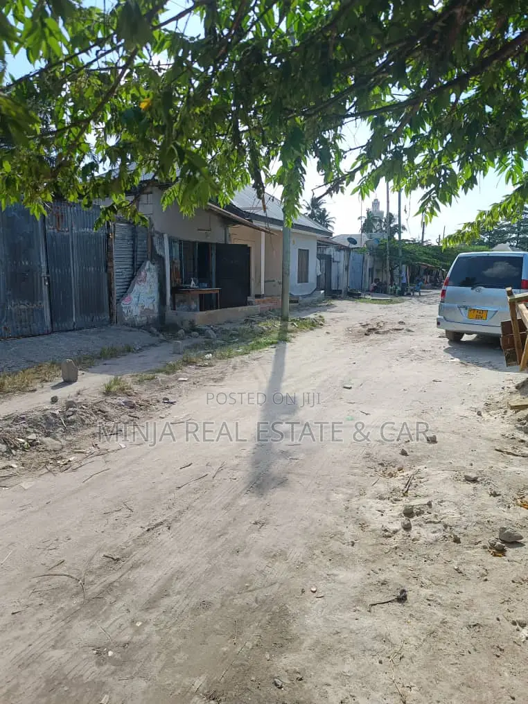 Kiwanja Kinauzwa Kinondoni Kanas La Pinda