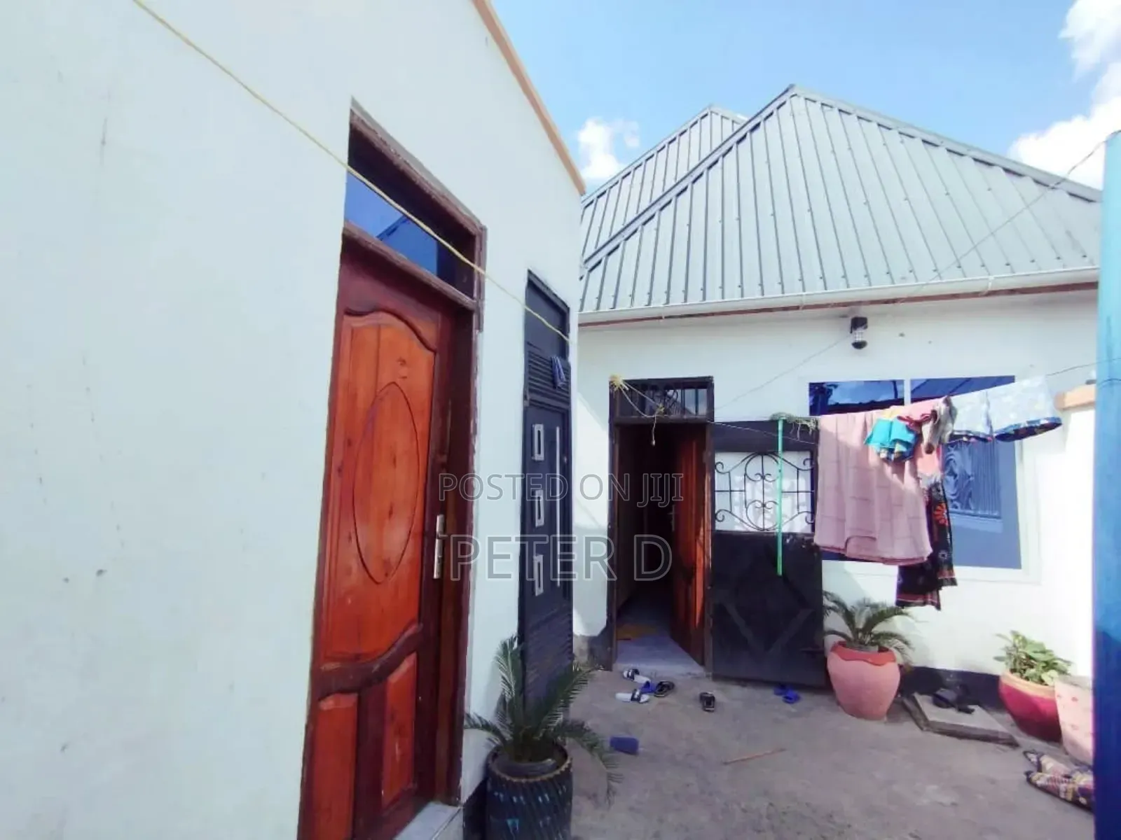 3bdrm House in Msongola for sale