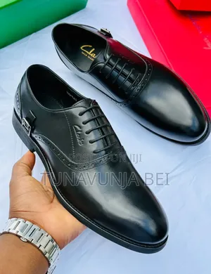 Cracks Leather Shoes  / Black  Shoes