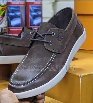 Timberland Shoes or Low Cut Footwear Official