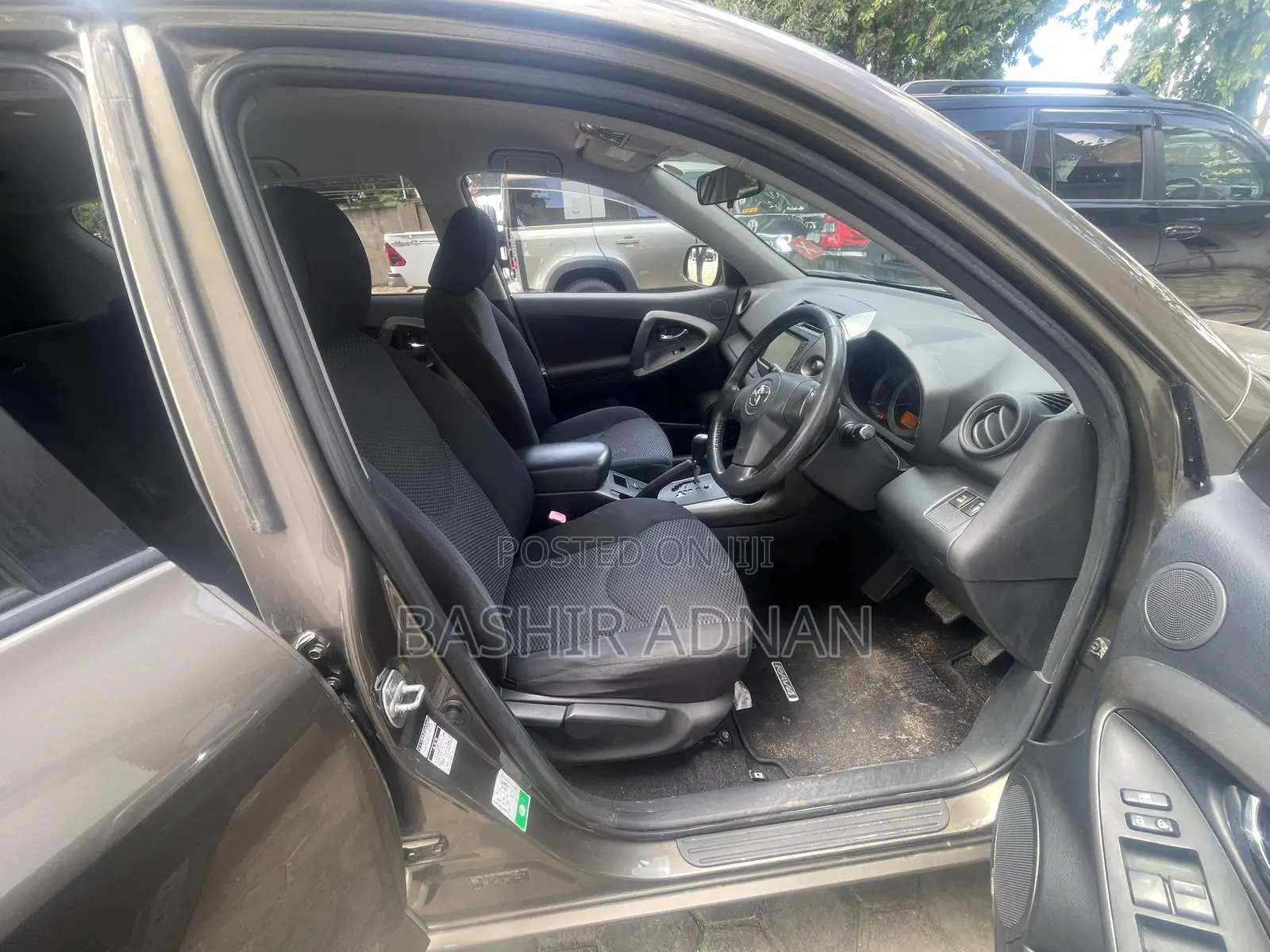 Toyota RAV4 2009 Brown