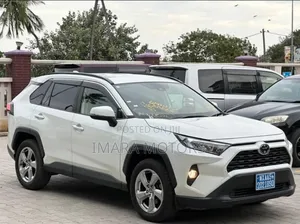 Toyota RAV4 2020 White
